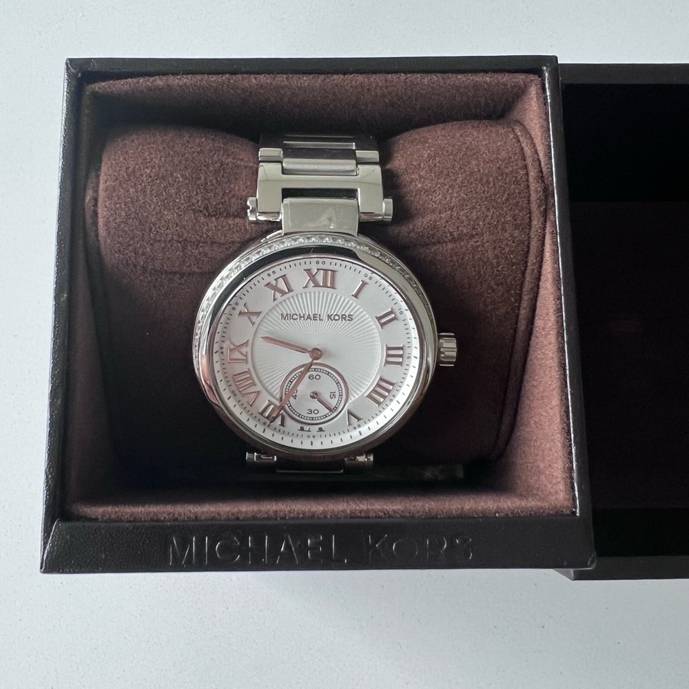 MICHAEL KORS SKYLAR SILVER DIAL STAINLESS STEEL LADIES WATCH MK5866